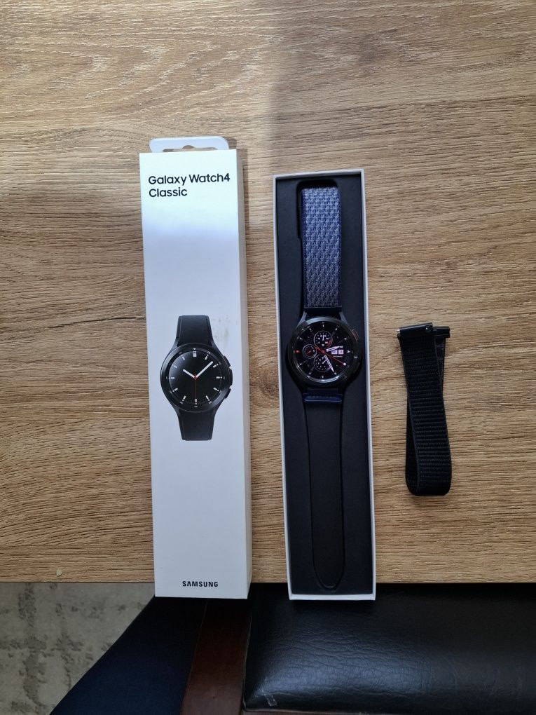 Продается Samsung Galaxy watch 4 classic
