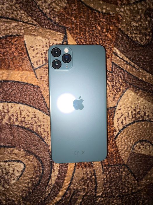 iPhone 11 Pro Max  , baterie 100% ! Prețul e negociabil!