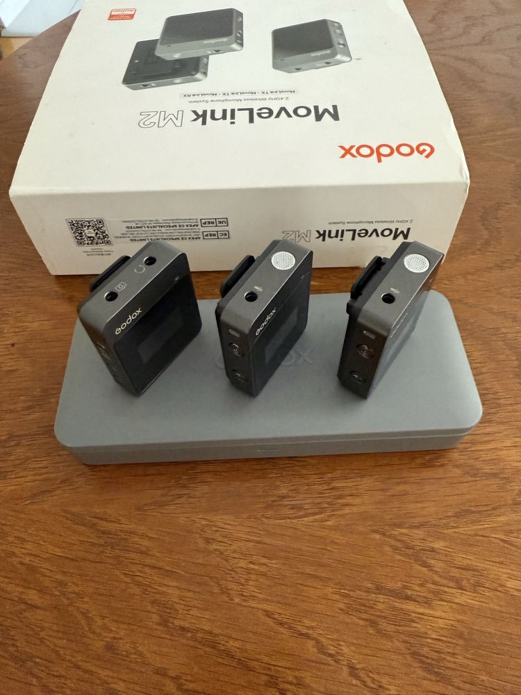 Sistem de microfon wireless digital compact Godox MoveLink M2
