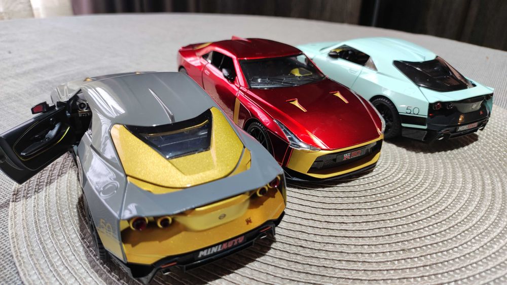 Метални колички – Nissan GT-R50. Мащаб 1:24.
