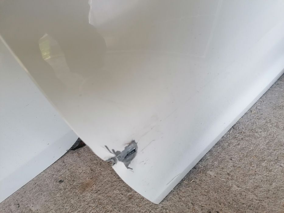 Vând uși față spate  stânga logan