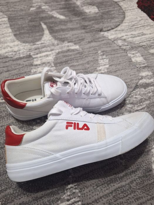 Vând Fila original since !!