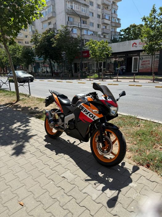 Honda CBR125R 2013
