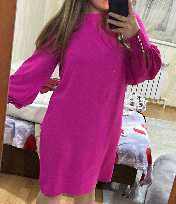 Платье цвет фуксия
