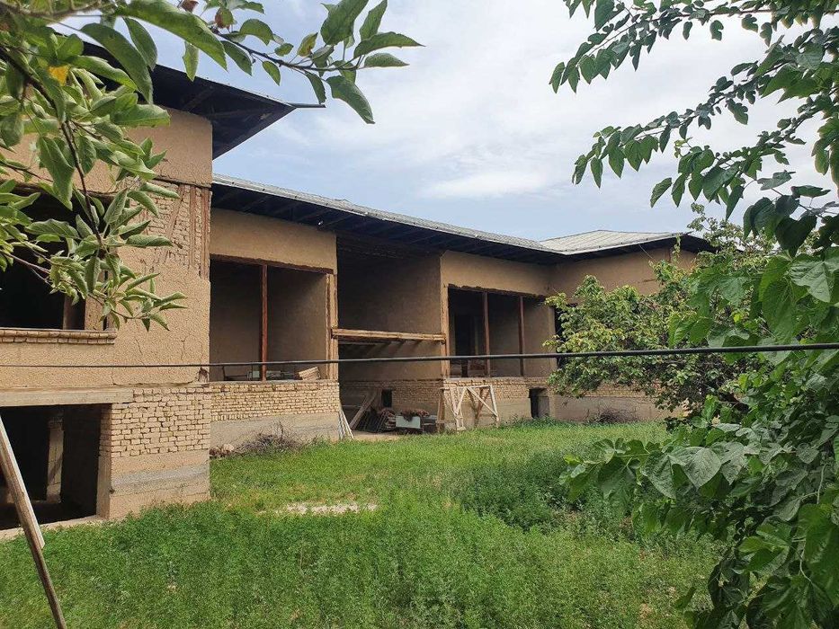 Uy sotiladi 8 sotix Keles Generalda