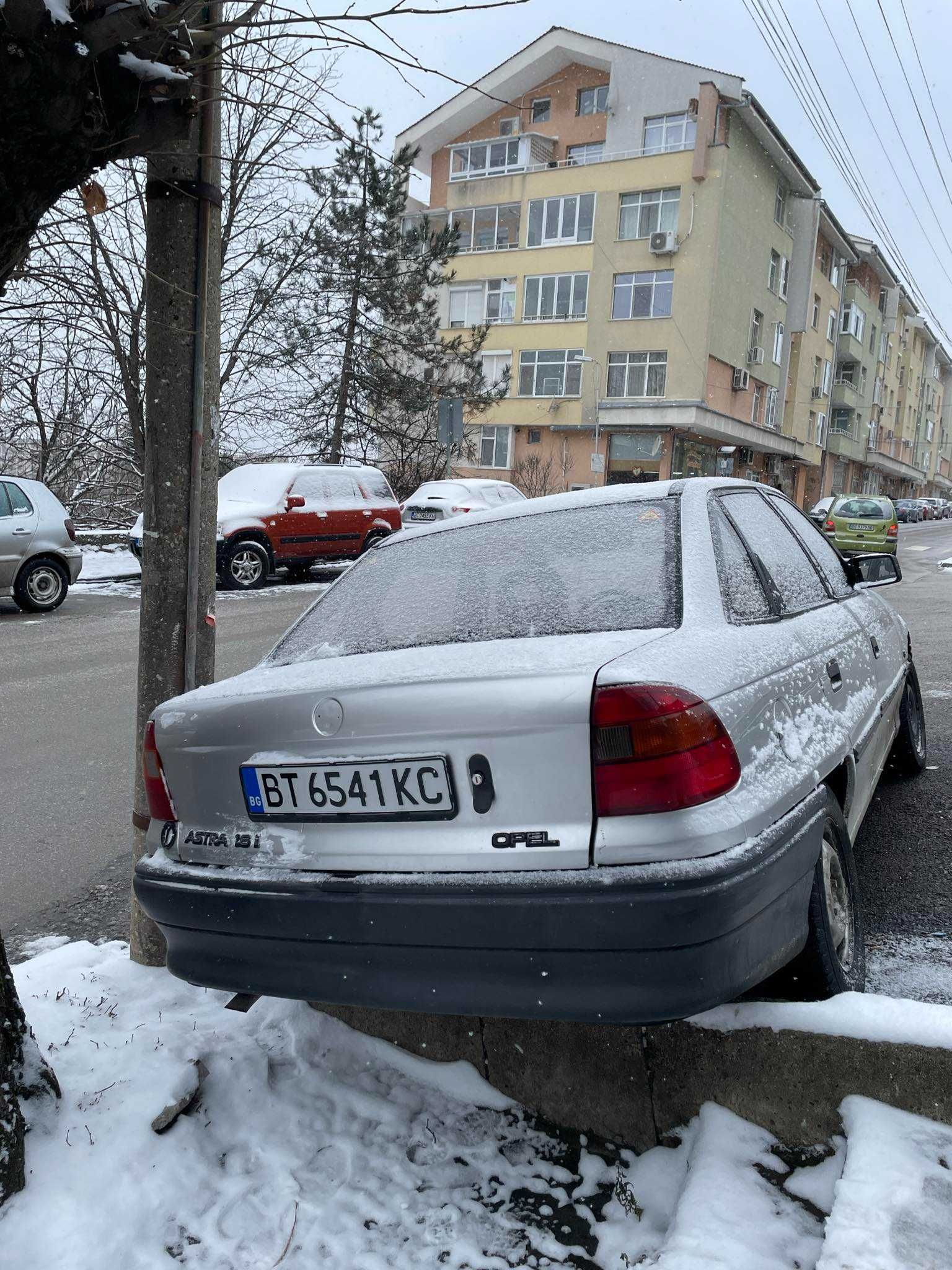Opel Astra 1.6 бензин / газ / на части