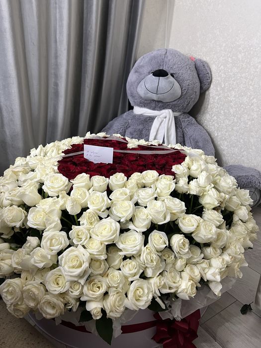 Продам ;нового медведя , мягкий большой, серого цвета,