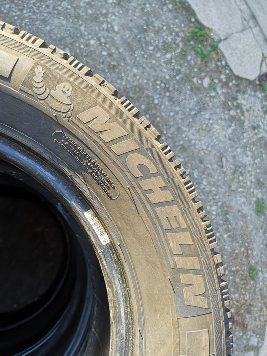 Anvelope, cauciucuri iarnă Michelin si Semperit 225 65 16c