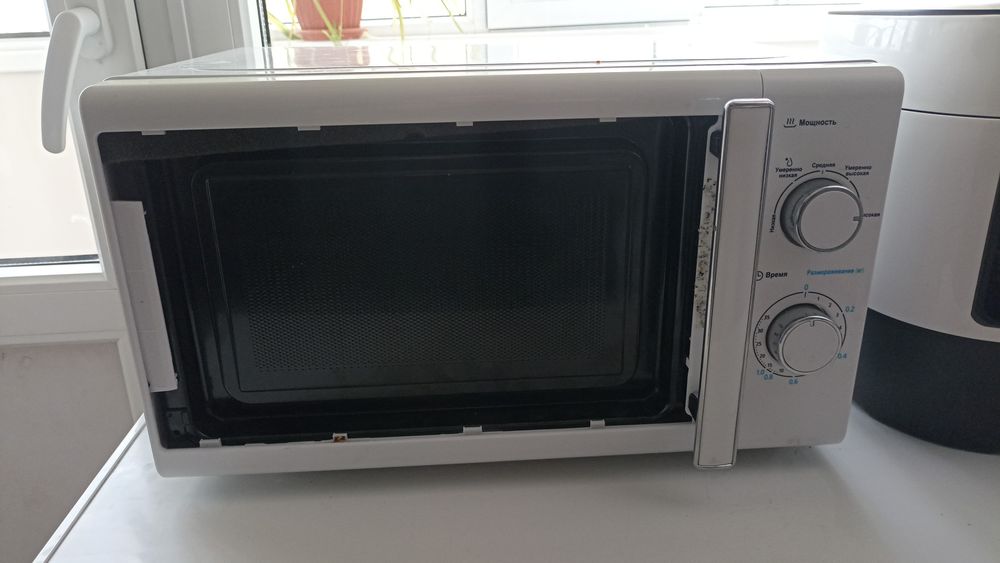 Продам микроволновку рабочая