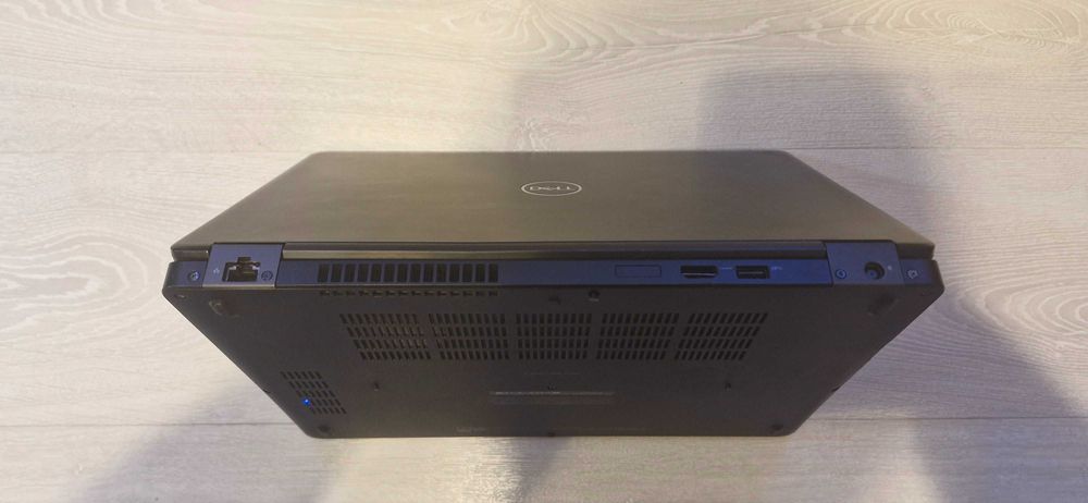 Dell Latitude 5490 i5-8350U 16GB DDR4 256GB SSD Windows 11