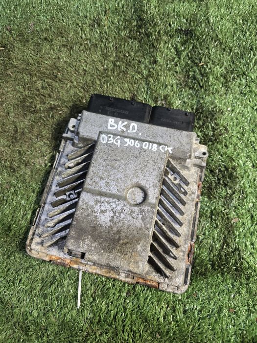 Эбу блок управления компьютер Фольксваген Пассат Б6 2.0 дизель BKD