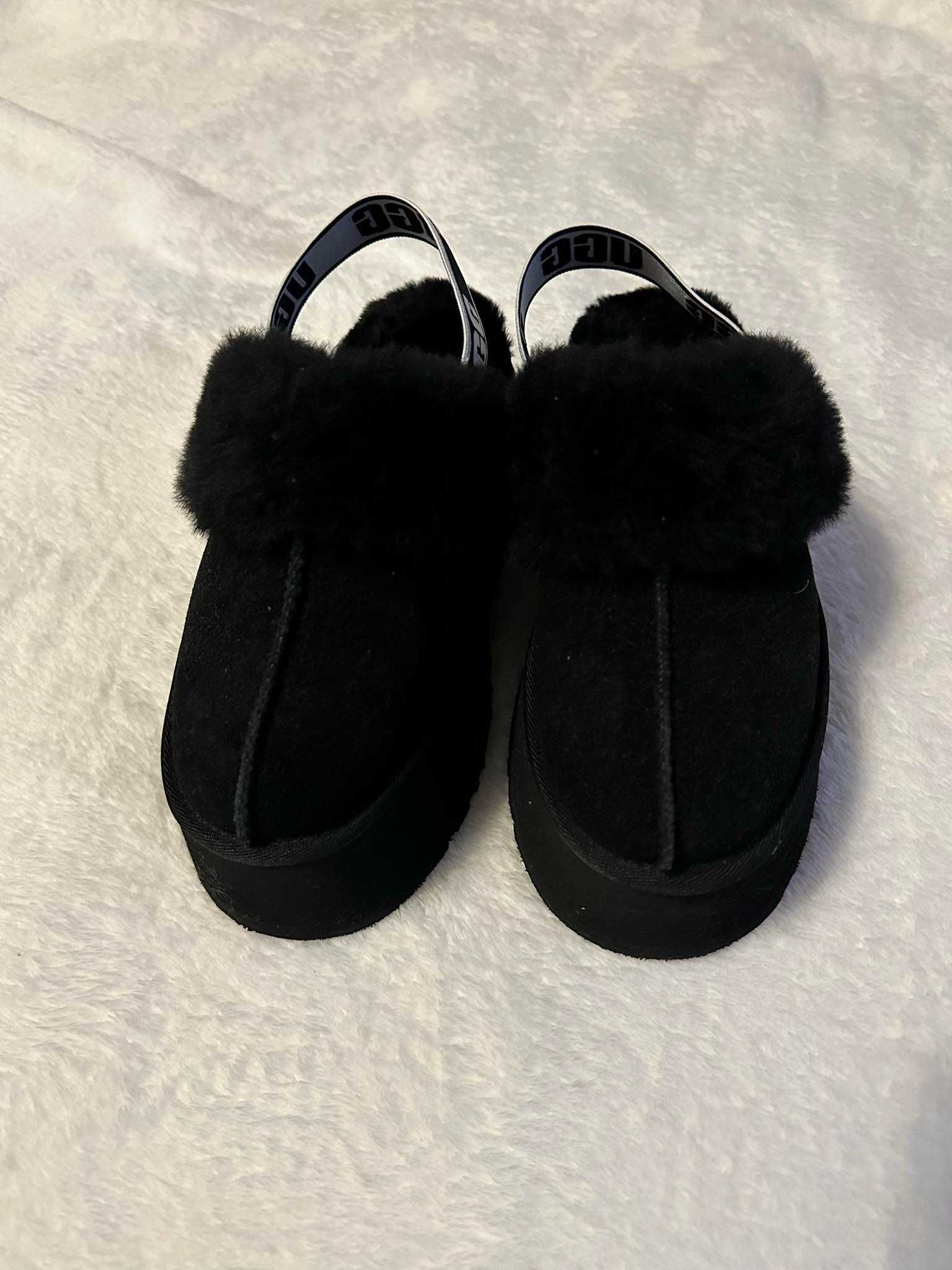 Нови UGG - Велурени чехли Funkette с отворена пета.