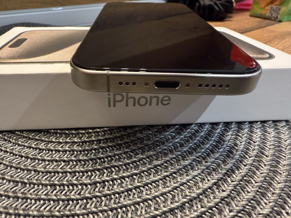 Iphone 15 pro 512