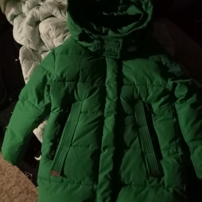 Продам куртку зимняя женская очень теплая