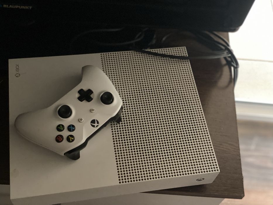 Vand ,  schimb xbox one s