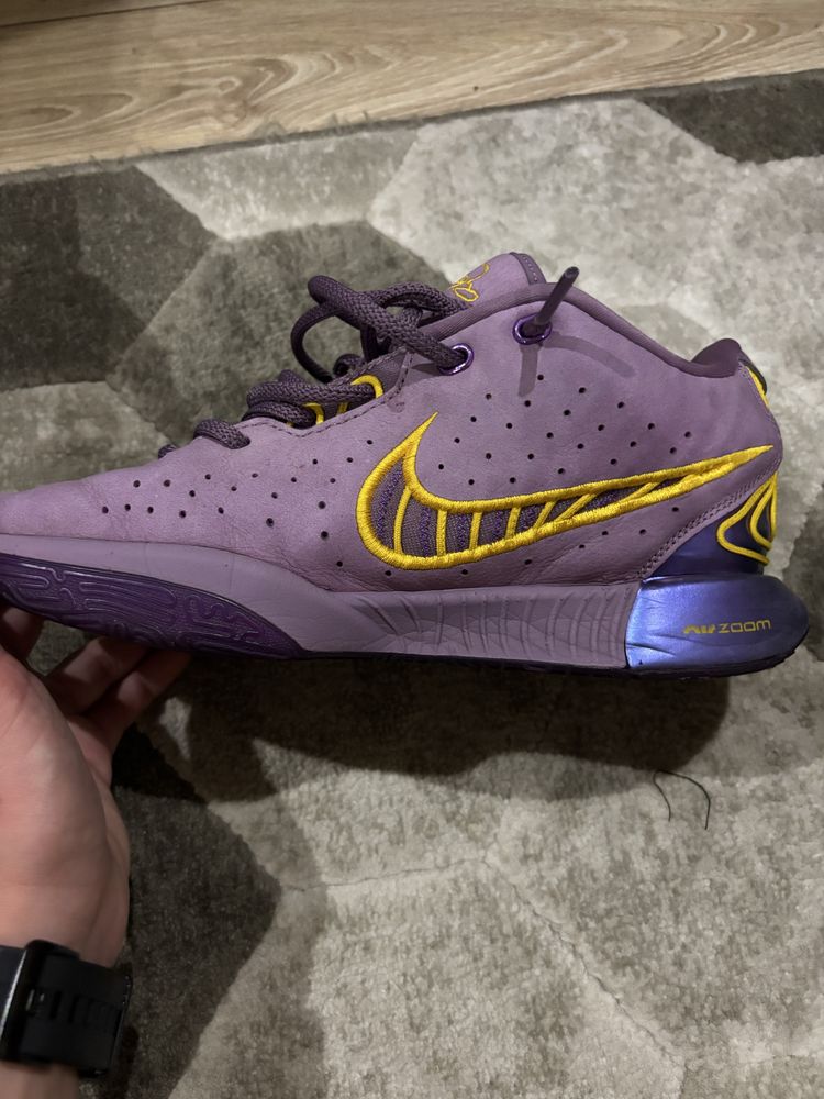 Спортни маратонки-Lebron 21