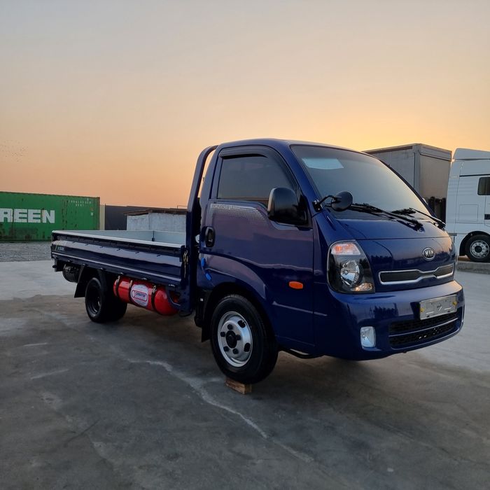 Сотилади 
Bongo |||  1.2 тон 
Борт тункаси йанги 3.40 см 
752-эълон ра