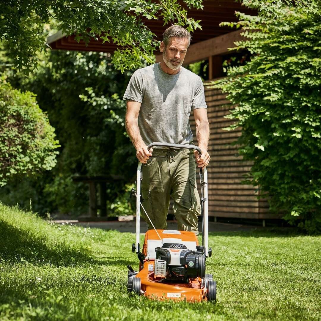 Бензиновая газонокосилка STIHL RM 253.0