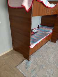 Кровать двухярустная детская кровать