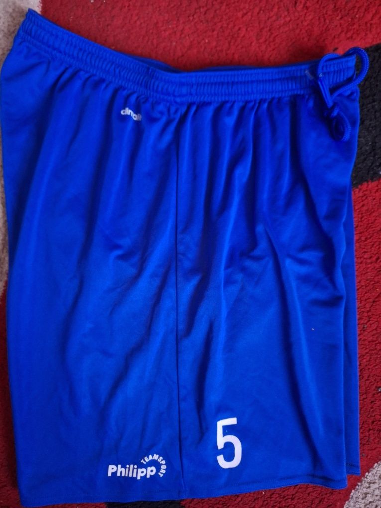 sort adidas XL ca nou, talie elastica,snur