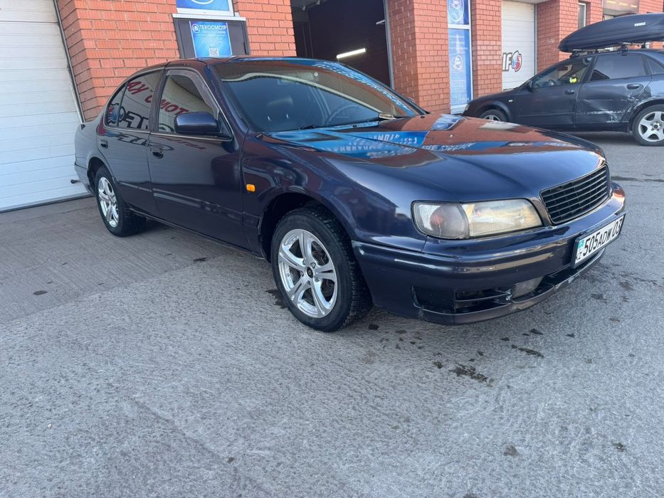 Срочно продам ниссан максима автомат