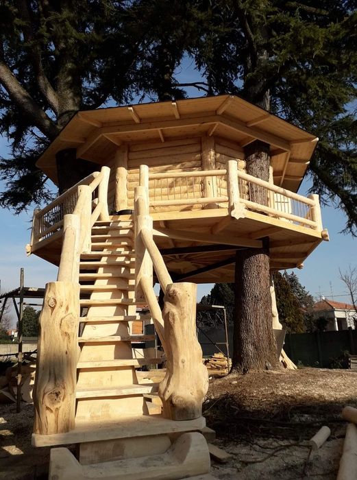 Case cabane din lemn rotund bustean