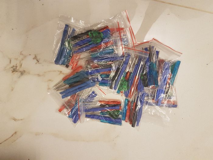 Kit Surubelnite/spatule Reparati GSM Samsung/Iphone Noi!