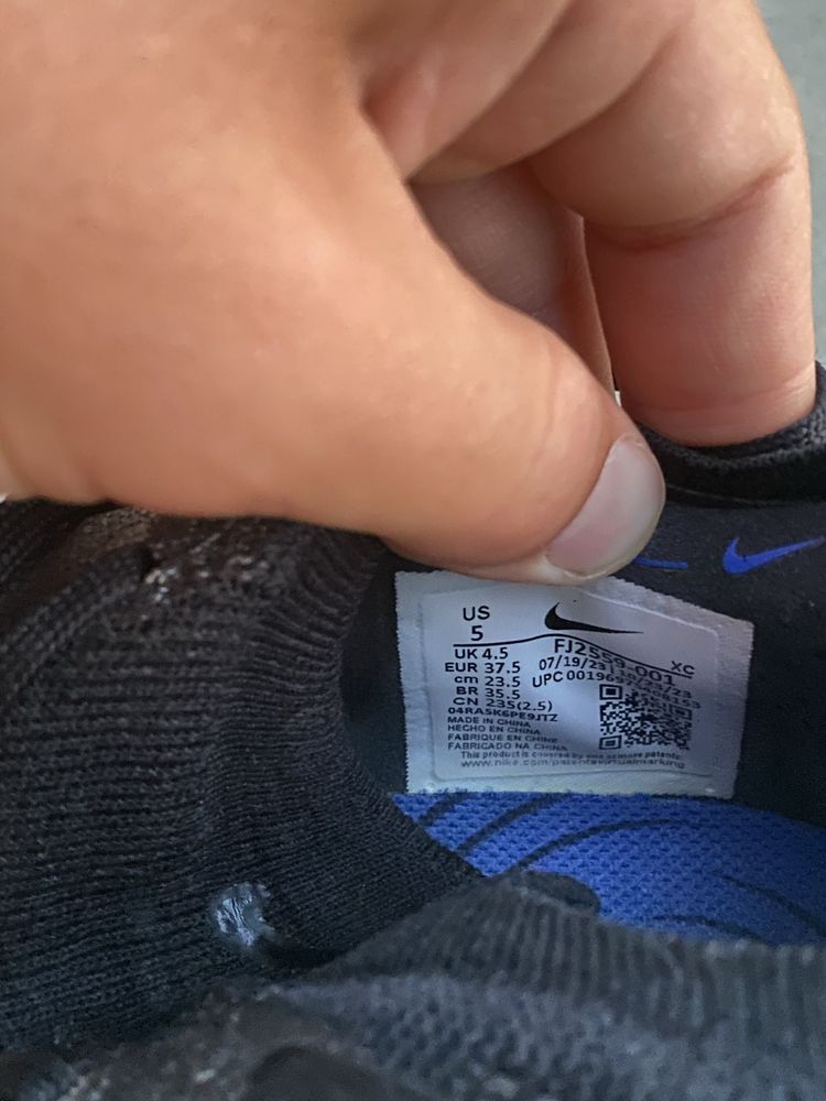 Бутонки Nike-37,5