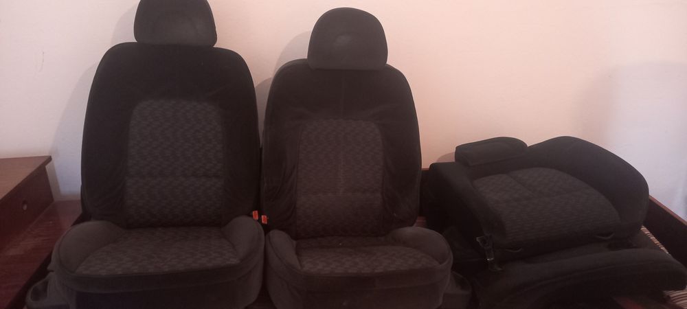 Салон за пежо 407 от плюш-фейслефтова