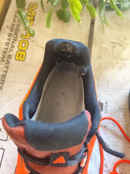 Мъжки зимни обувки Adidas