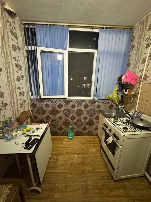 Квартира ижорага берилади 4этаж 2хоналик 11полкеленика