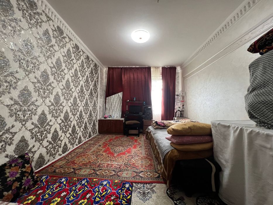 Широткада 1 хонали квартира сотилади