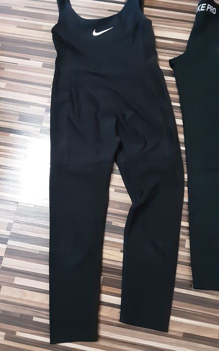 (XS) NIKE PRO оригинални клин(30лв)гащеризон(59лв),горници