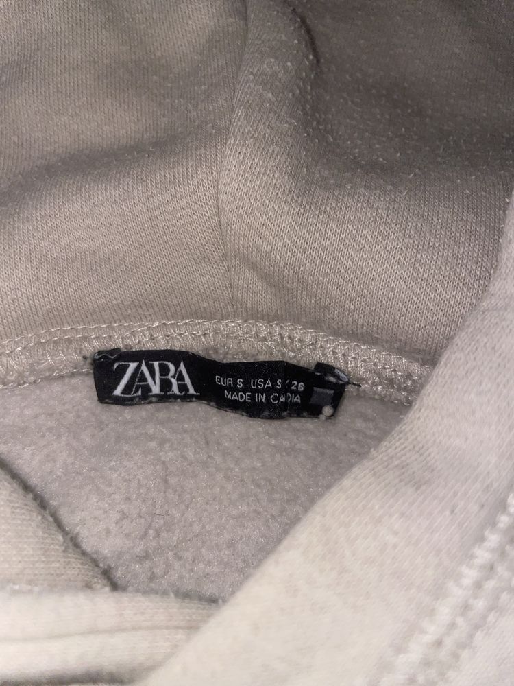 бежово hoodie,Zara