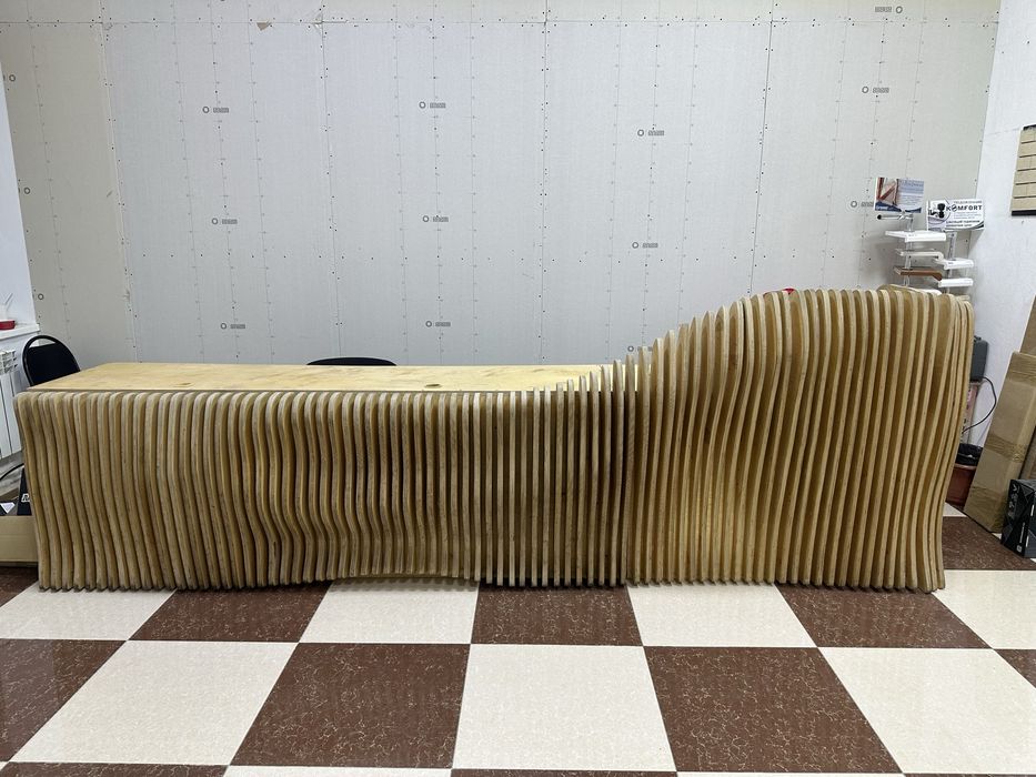 Продается РЕСЕПШЕН в отличном состоянии