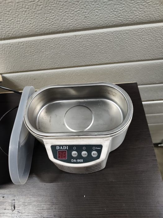 Curățitor cu ultrasunete