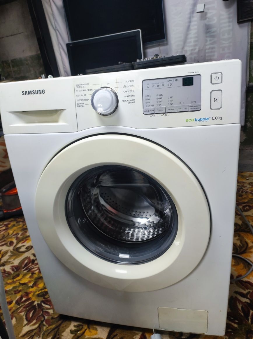 Продам стиральную машину samsung ЭКО бабл