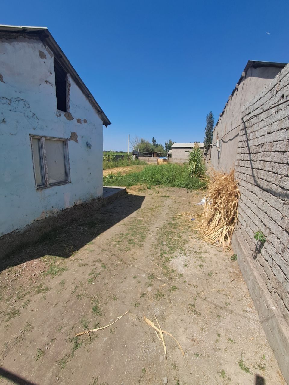 Продается Дом. 10,5- соток. Махалля " КИМ-ПЕН-ХВА".