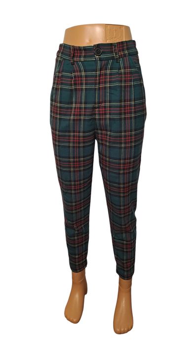 Pantaloni Bershka