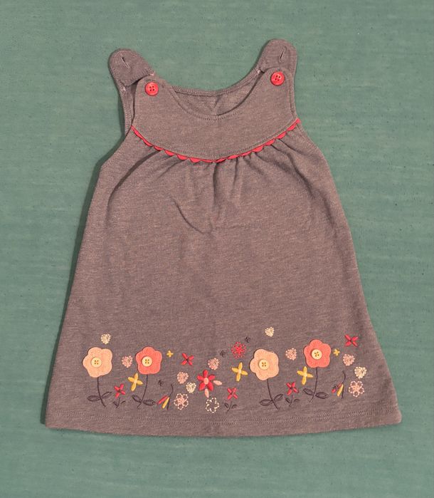 Лот бебешки роклички за момиче, възраст 2-3 месеца