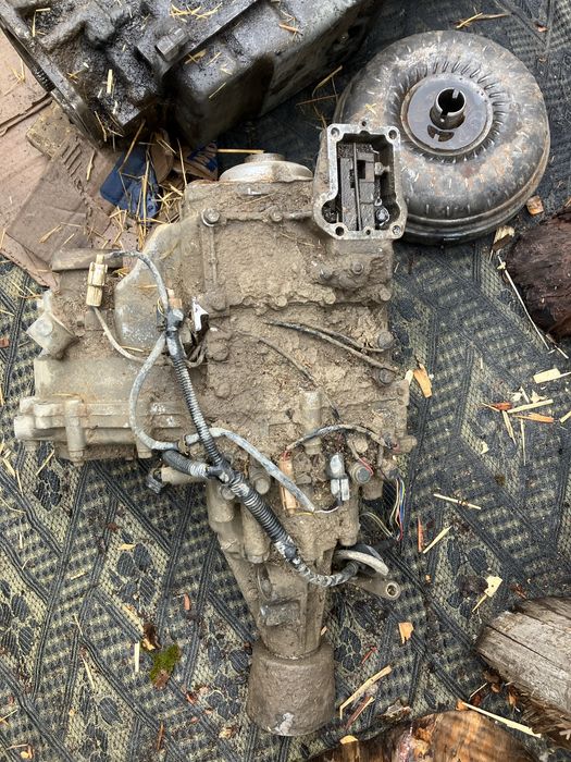 Автоматична скоростна кутия и раздатка за Мицубиши Паджеро 2 -2,5 дизе