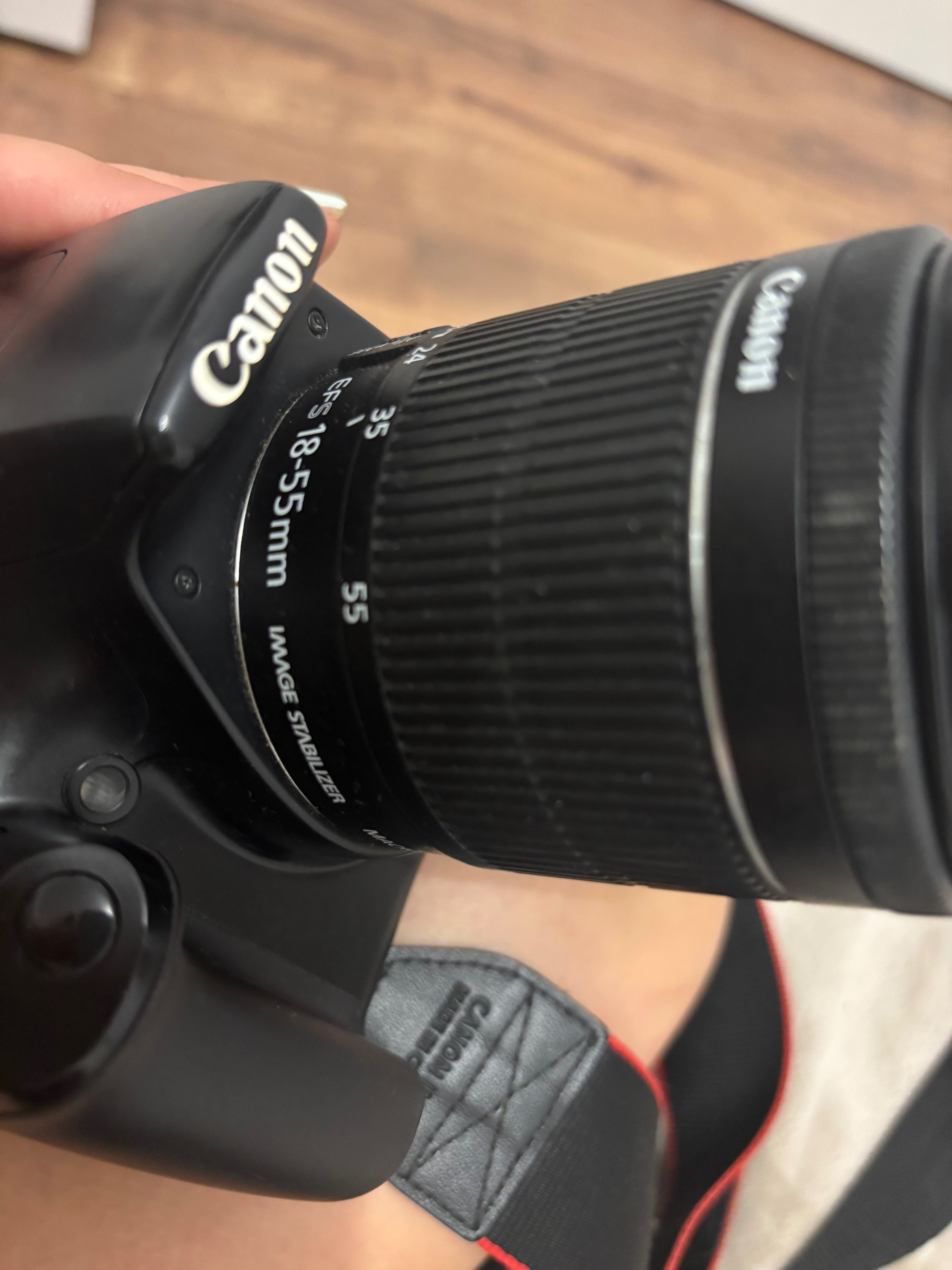 Canon 1100D DSLR комплект