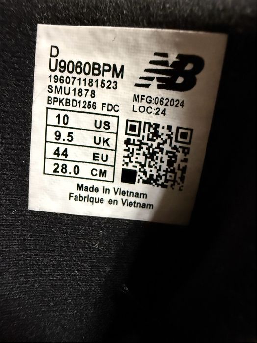 New Balance 9060 44 noi/new