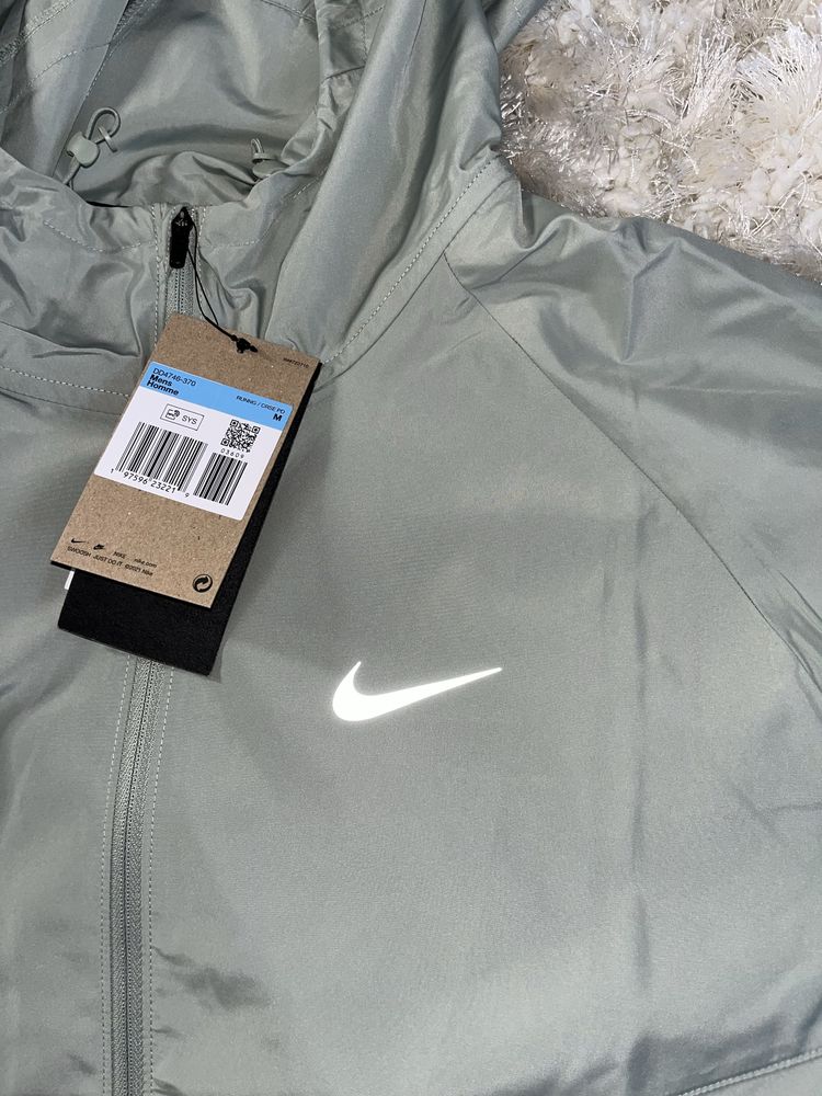 Jacketa/Foita Nike Running Reflective M (nou/eticheta)