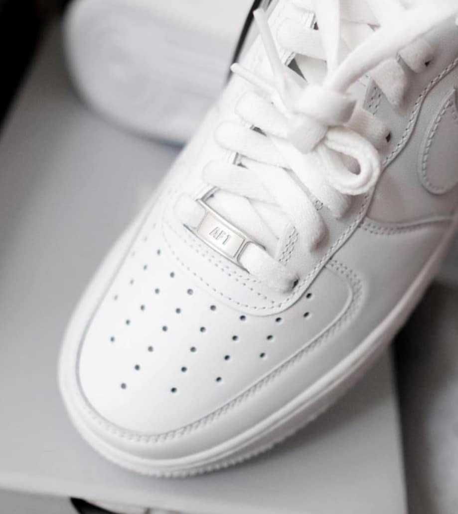 Adidasi Nike AirForce 1 Premium Low Universali