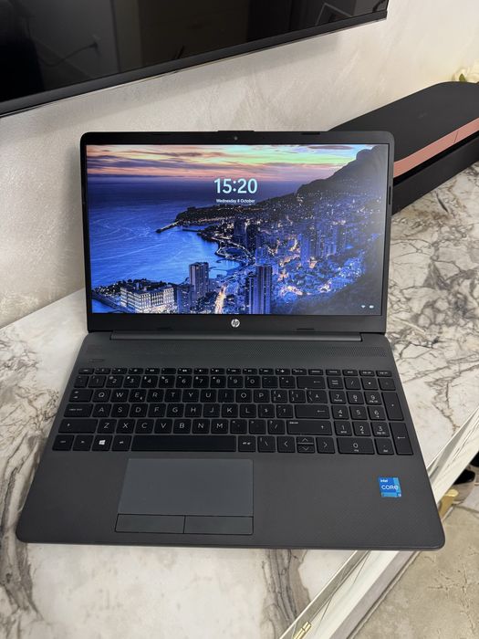 Laptop hp 15, I3