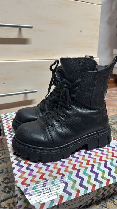 Продам, зимние ботинки !