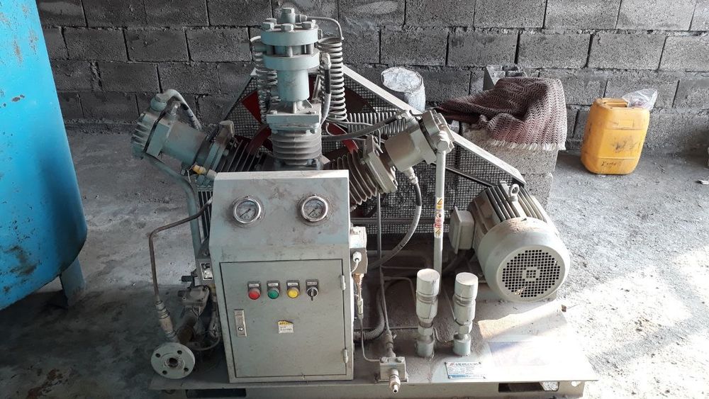 Дожимающий высоко давления компрессор для кислород и азота