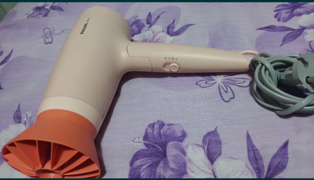 Feon uscator par philips mare.