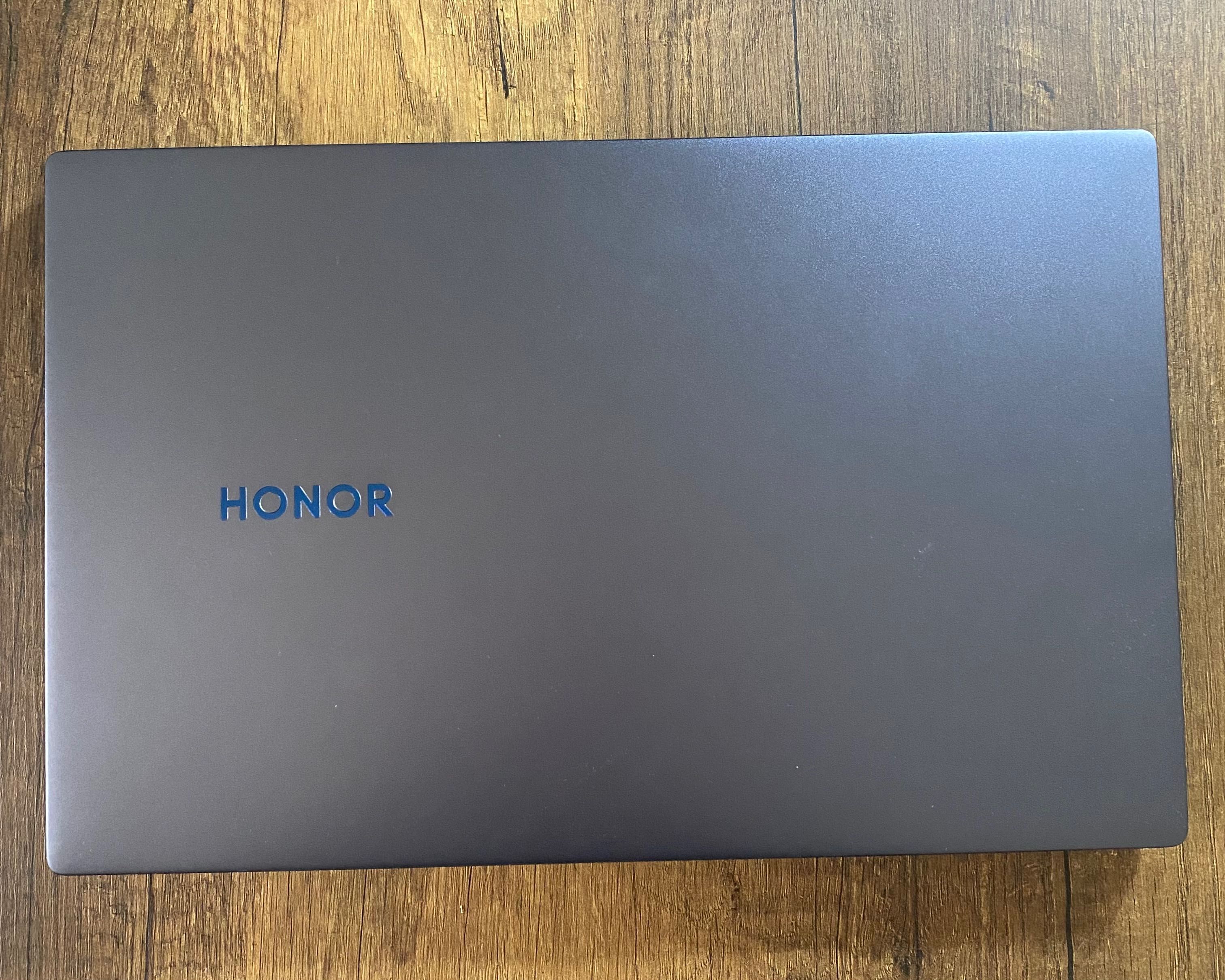 Honor MagicBook 15 (Ryzen 5-3500U/8GB/256GB/FHD/W10)